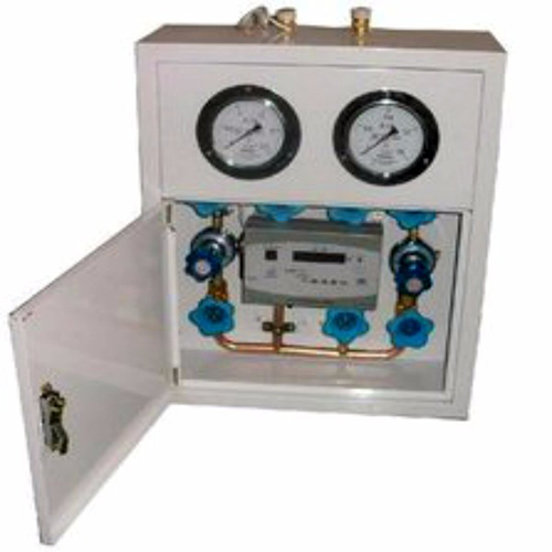 二級(jí)穩(wěn)壓箱